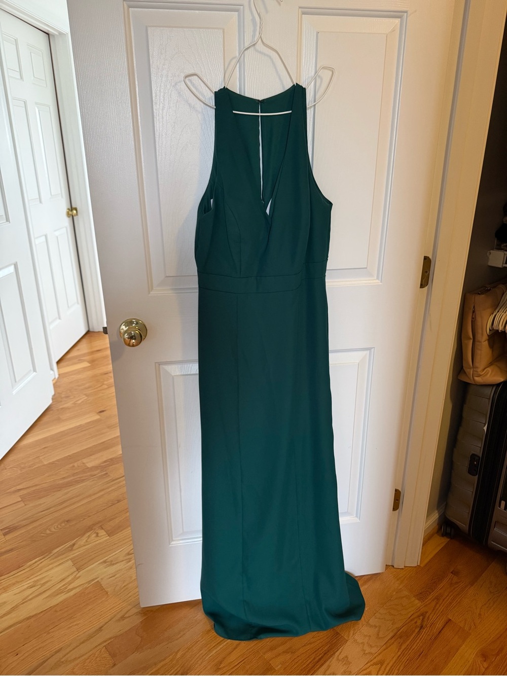 Elegant Hunter Green Halter Evening Dress